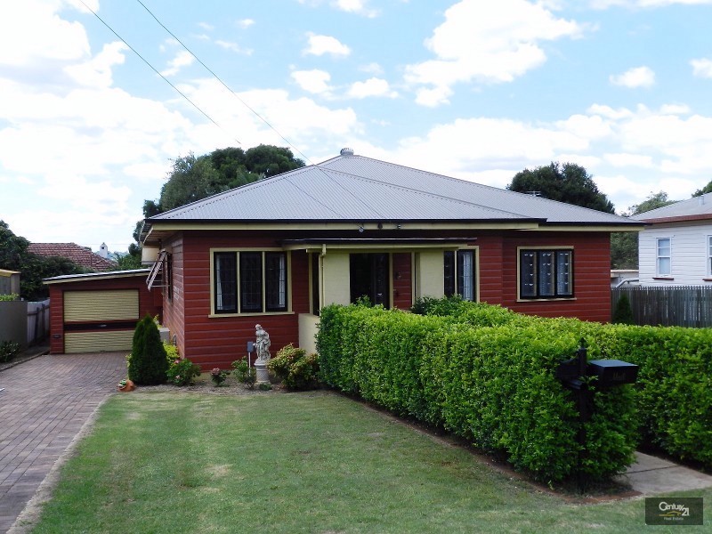 9 Duncraggon Street, South Toowoomba QLD 4350