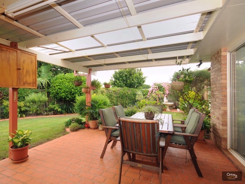 3 Carnation Court, Middle Ridge QLD 4350