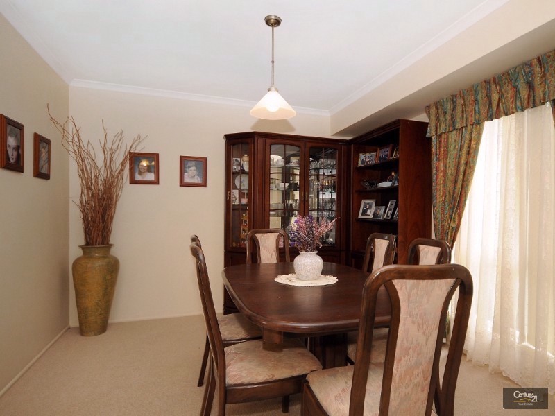 3 Carnation Court, Middle Ridge QLD 4350