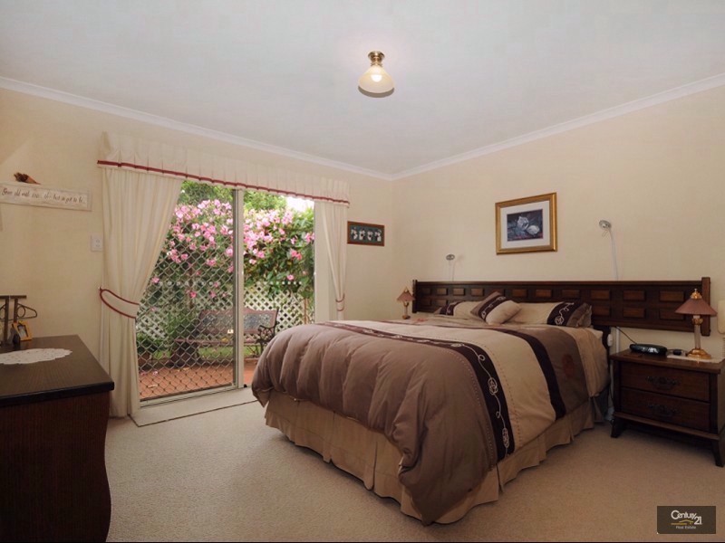 3 Carnation Court, Middle Ridge QLD 4350