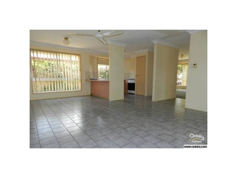 11 Moran Court, Wilsonton QLD 4350