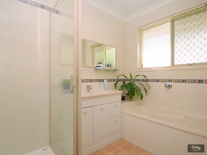 13 Maguire Court, Harristown QLD 4350