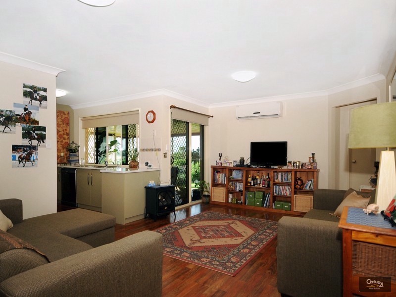 13 Maguire Court, Harristown QLD 4350