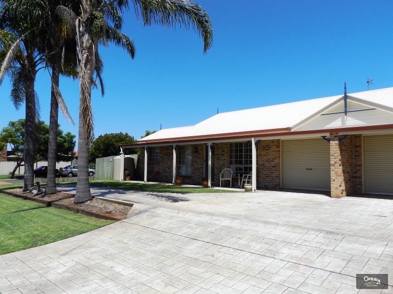 2/1  Gabrielle Street, Kearneys Spring QLD 4350