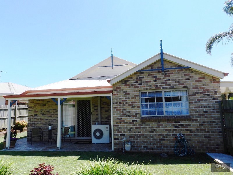 2/1  Gabrielle Street, Kearneys Spring QLD 4350