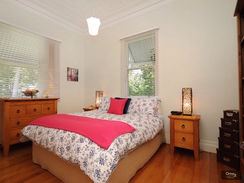 15 Godsall Street, East Toowoomba QLD 4350