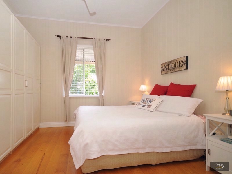 9 Argyle Street, East Toowoomba QLD 4350