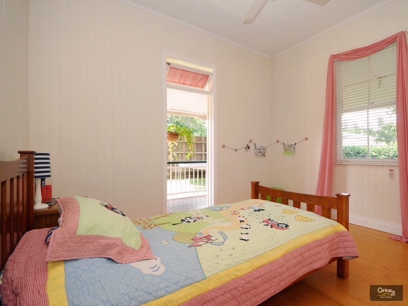 9 Argyle Street, East Toowoomba QLD 4350