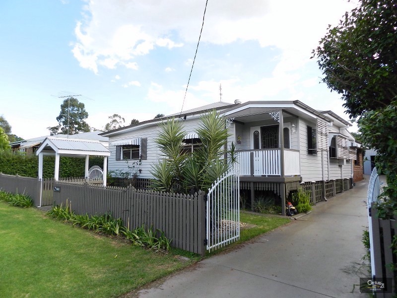 12 Johnson Street, East Toowoomba QLD 4350