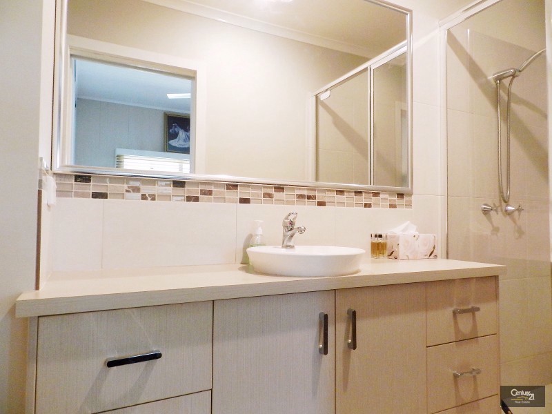 12 Johnson Street, East Toowoomba QLD 4350