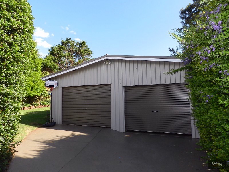 12 Johnson Street, East Toowoomba QLD 4350
