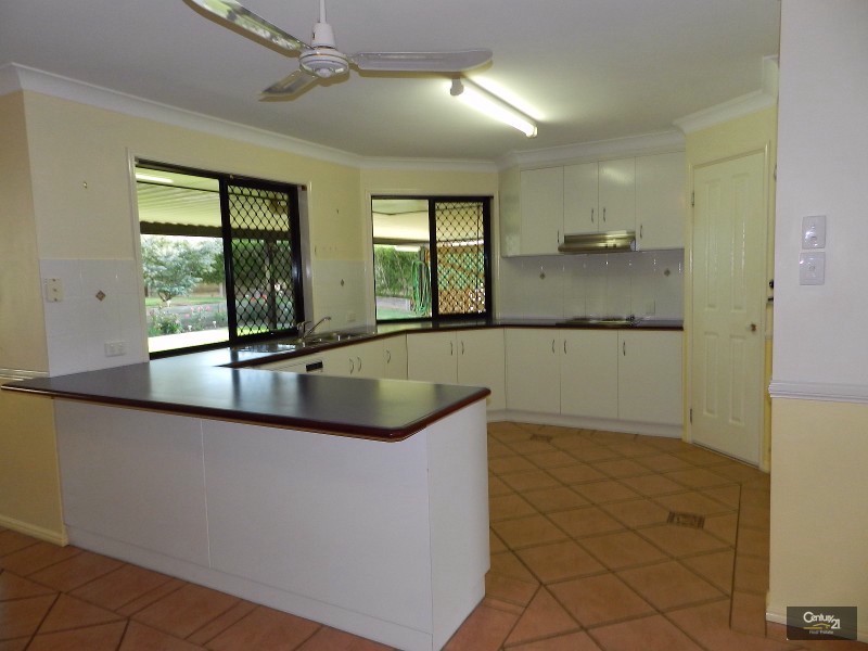 16 Michael Street, Westbrook QLD 4350