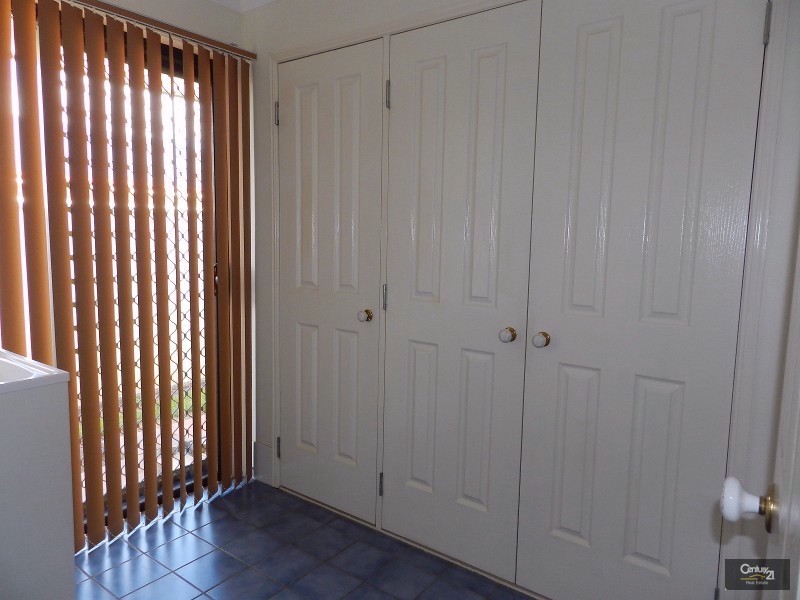 16 Michael Street, Westbrook QLD 4350