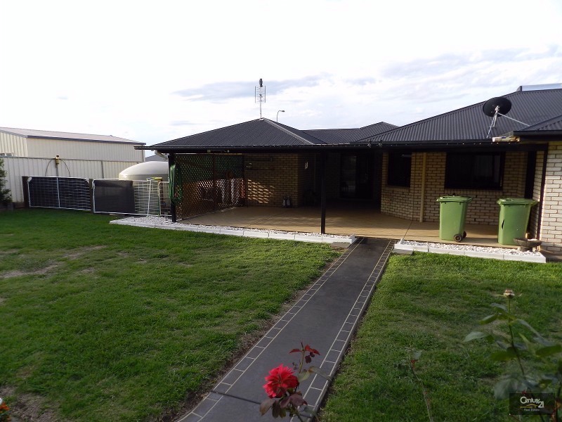 16 Michael Street, Westbrook QLD 4350