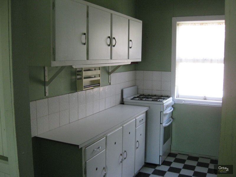 3 Gostwyck Street, Newtown QLD 4350