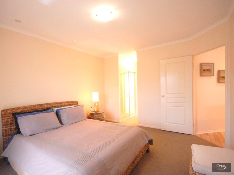 2 Schaefer Court, Westbrook QLD 4350