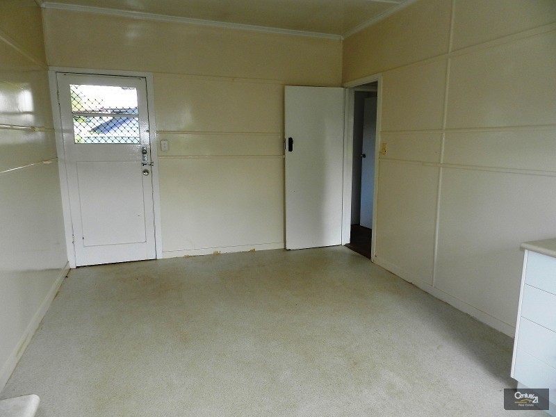 18 Elizabeth Street, South Toowoomba QLD 4350