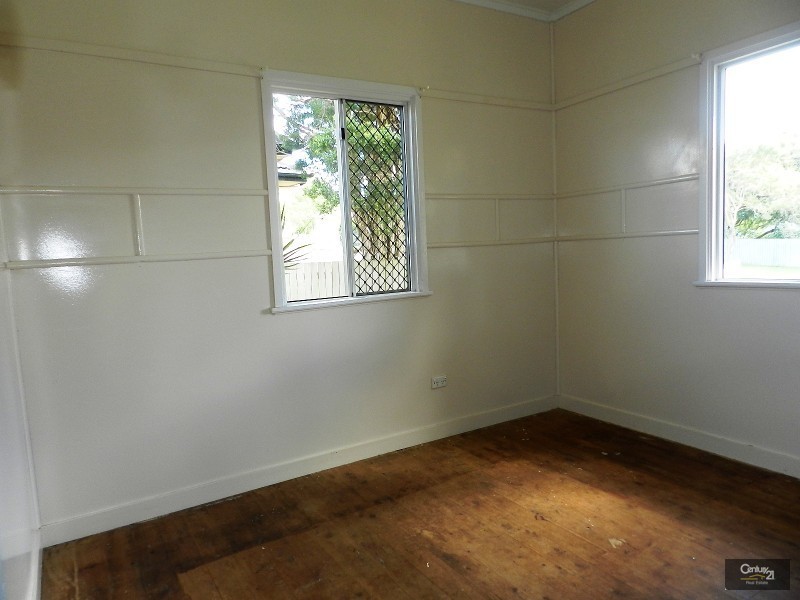 18 Elizabeth Street, South Toowoomba QLD 4350