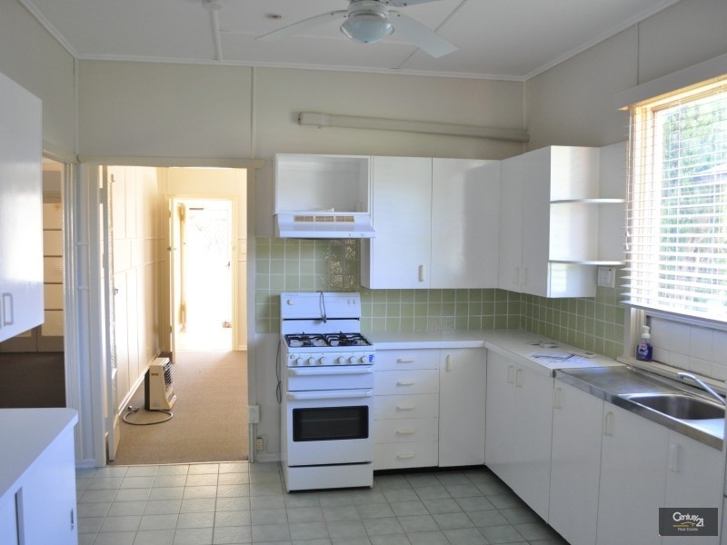 12 McWaters Street, Toowoomba QLD 4350