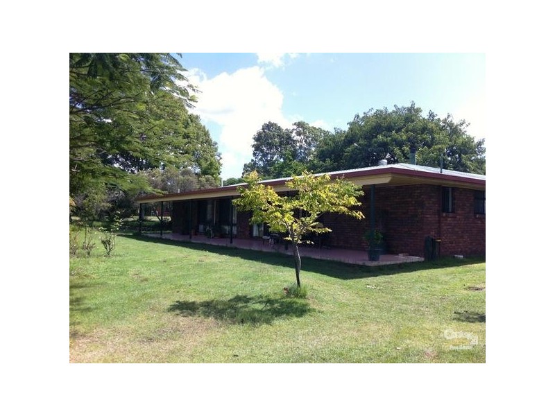 24 Shorelands Drive, Withcott QLD 4352