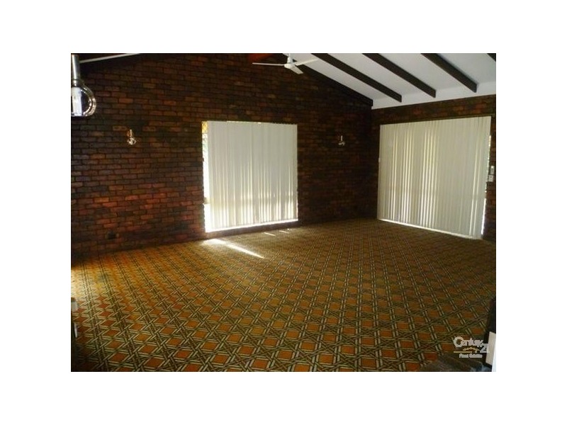 24 Shorelands Drive, Withcott QLD 4352