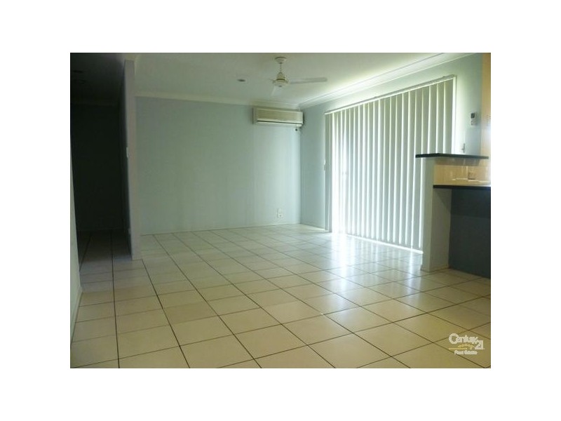 13 McShane Drive, Mount Kynoch QLD 4350