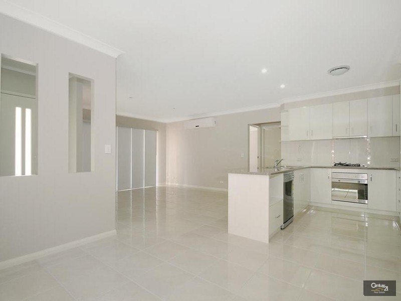Unit 1/5 Hampton Street, Newtown QLD 4350