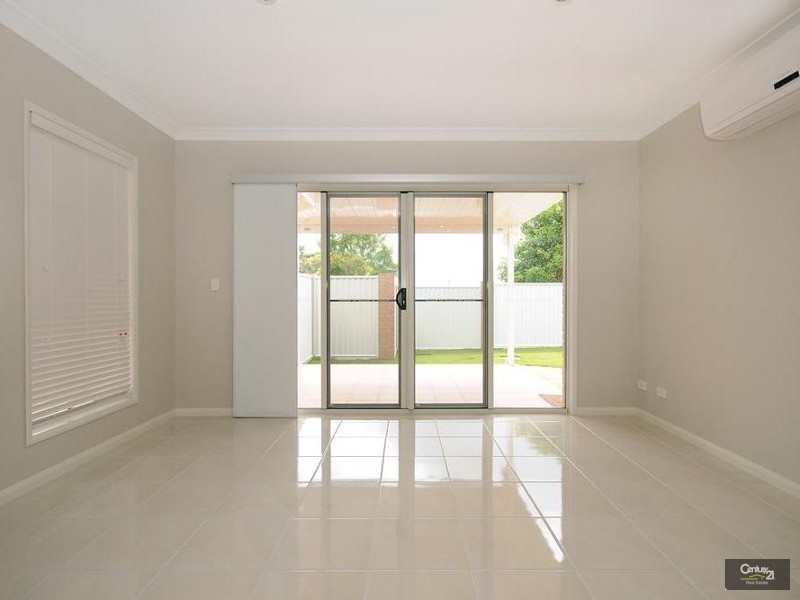 Unit 1/5 Hampton Street, Newtown QLD 4350