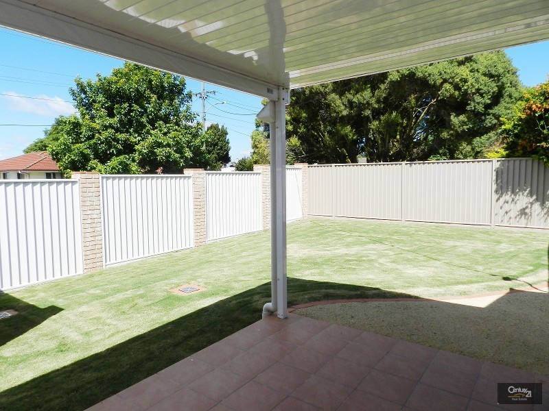 Unit 1/5 Hampton Street, Newtown QLD 4350