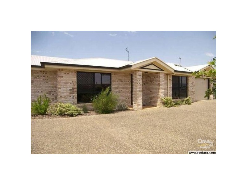 1/3 Todd Street, Kearneys Spring QLD 4350