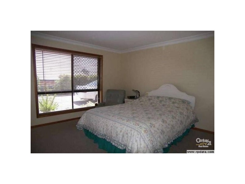 1/3 Todd Street, Kearneys Spring QLD 4350