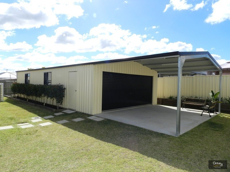 16 Newman Road, Wyreema QLD 4352