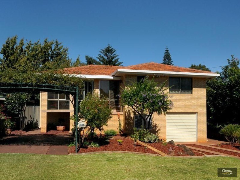 2a Mansford Street, North Toowoomba QLD 4350