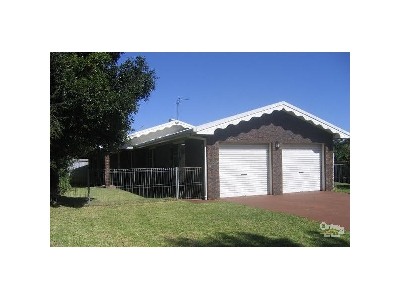 7 Millicent Court, Centenary Heights QLD 4350