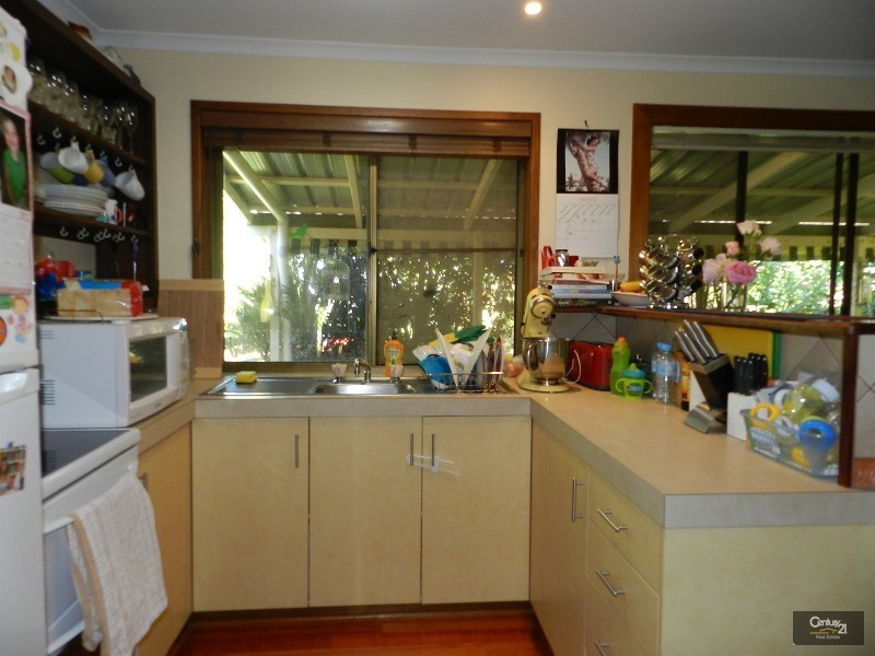 20 Bamboo Court, Darling Heights QLD 4350