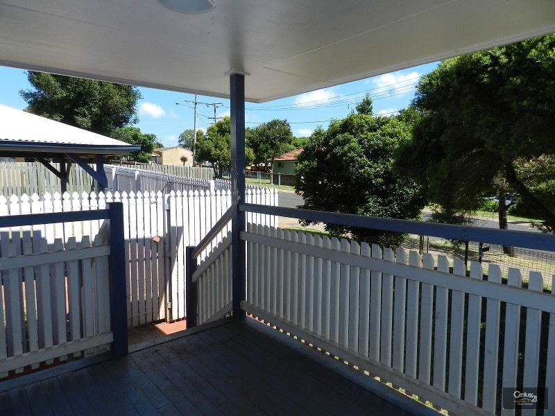 8 Kenora Court, Rockville QLD 4350