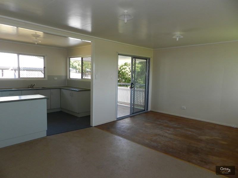 8 Kenora Court, Rockville QLD 4350