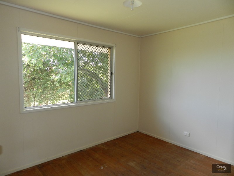 8 Kenora Court, Rockville QLD 4350