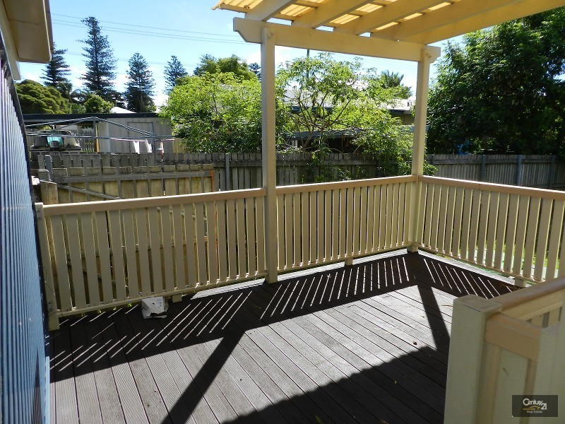 4 McMahon Crescent, Newtown QLD 4350