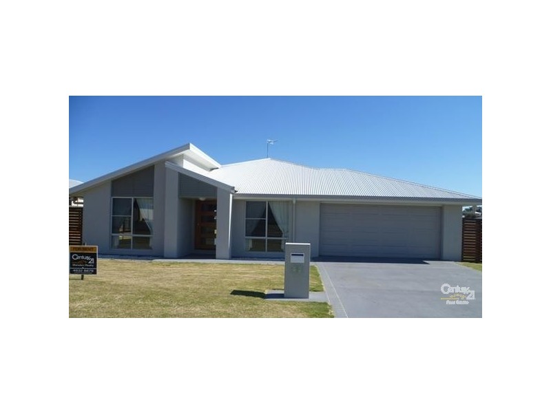 62 Belcaire Drive, Westbrook QLD 4350