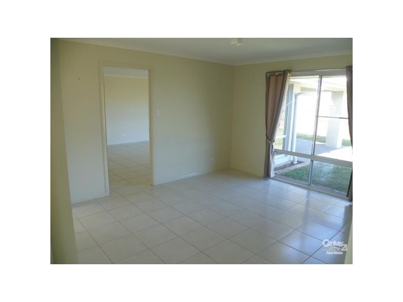 62 Belcaire Drive, Westbrook QLD 4350