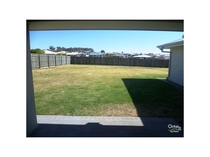 62 Belcaire Drive, Westbrook QLD 4350