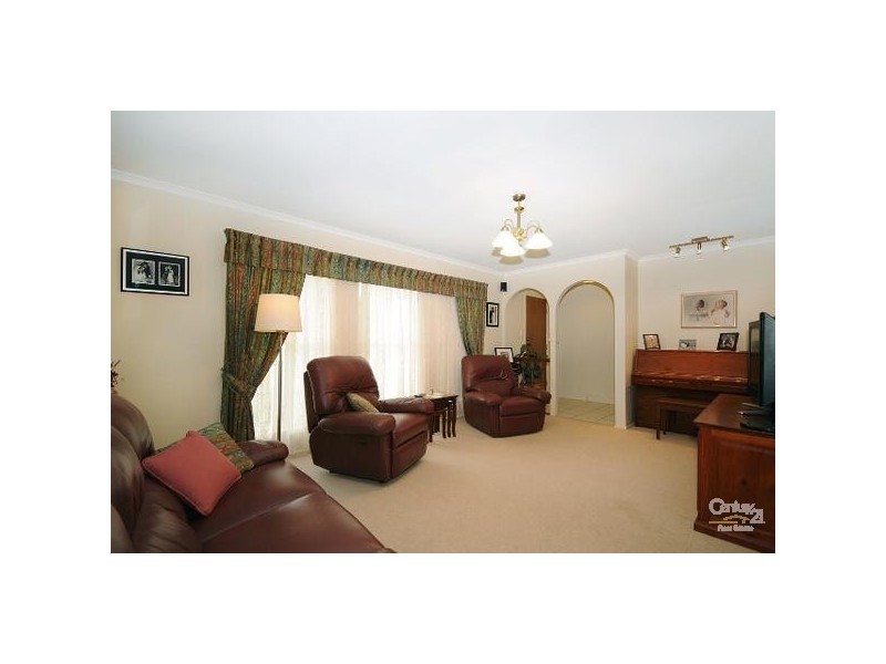 3 Carnation Court, Middle Ridge QLD 4350