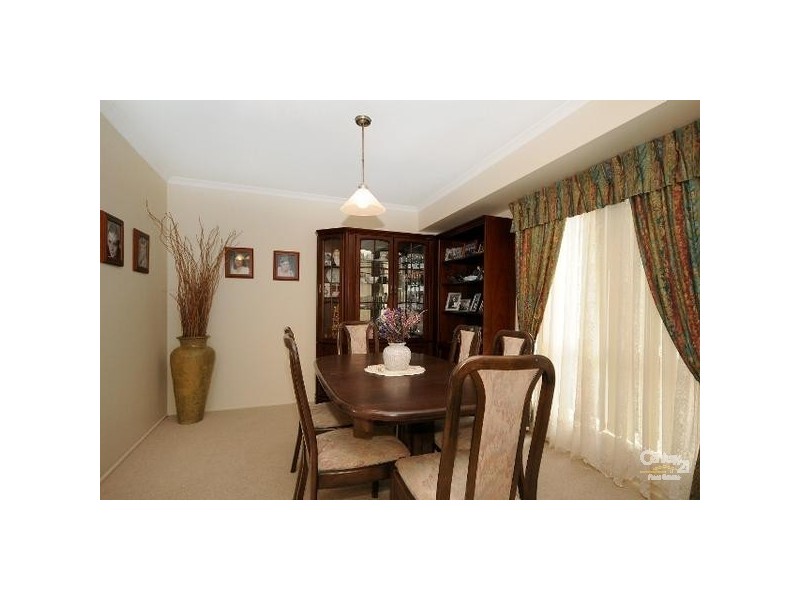 3 Carnation Court, Middle Ridge QLD 4350