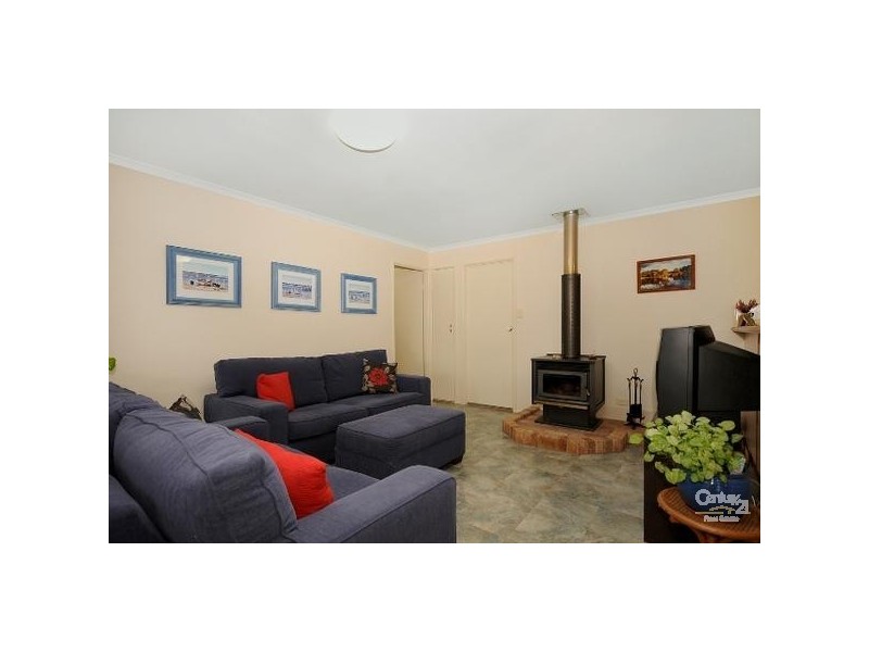 3 Carnation Court, Middle Ridge QLD 4350