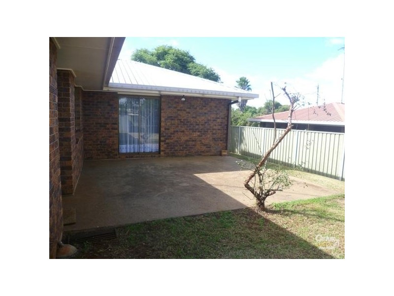 12 Marwedel Street, Kearneys Spring QLD 4350