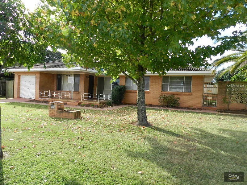 45 Fitzpatrick Street, Wilsonton QLD 4350