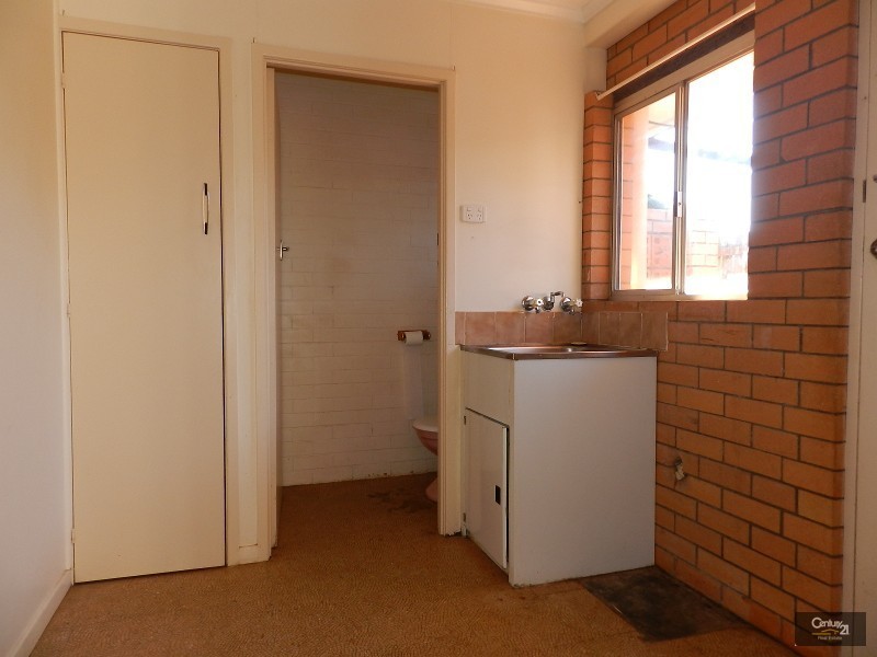 45 Fitzpatrick Street, Wilsonton QLD 4350