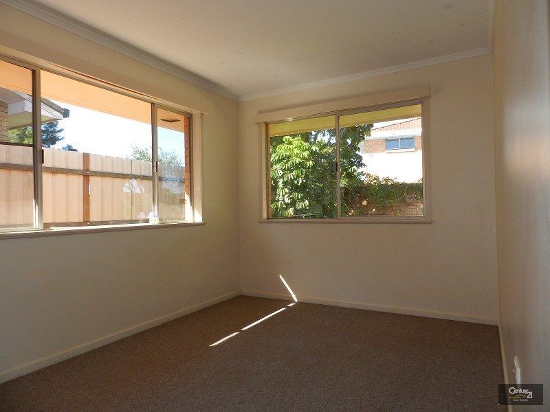 45 Fitzpatrick Street, Wilsonton QLD 4350