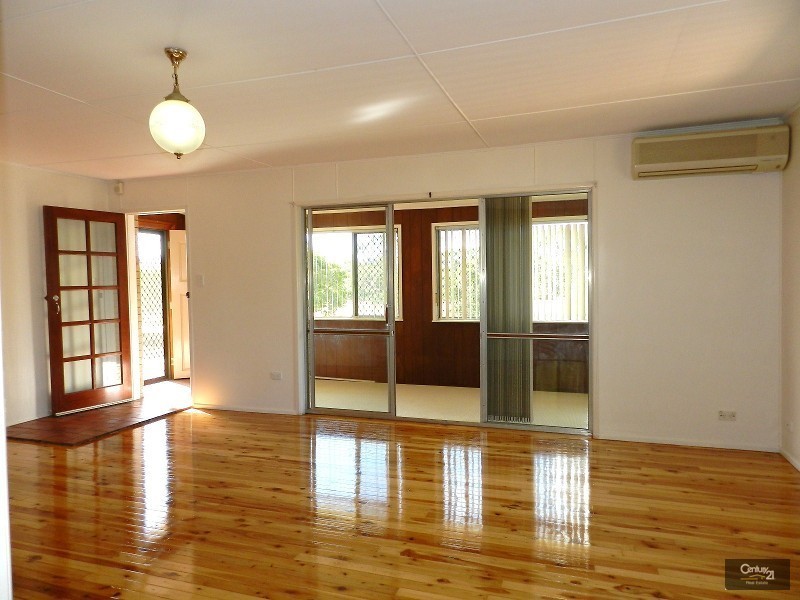 263 Mackenzie Street, Centenary Heights QLD 4350